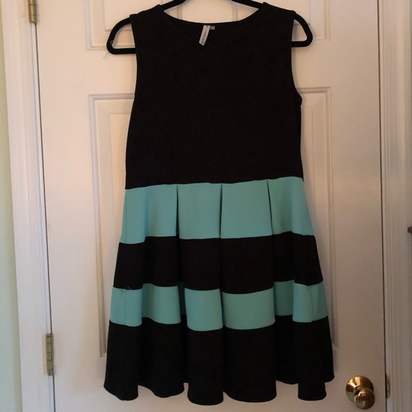 Black/mint dress 👗 by Gingy Cocoa in XL cute! - Picture 1 of 3